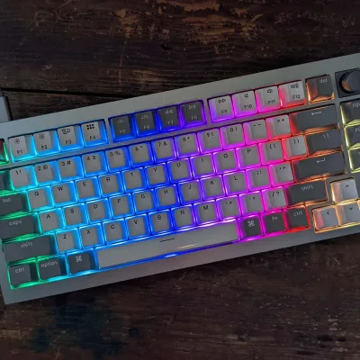 mechanical-keyboard-with-rbg